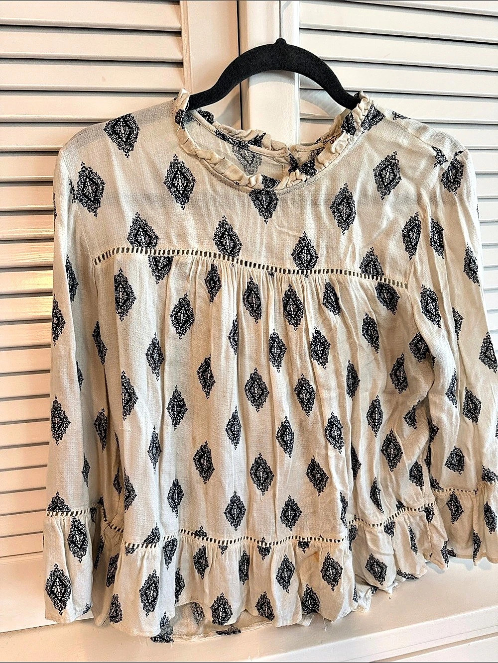 Lucky Brand Geometric Blouse in Cream & Black Size Medium